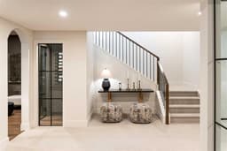 Thumbnail 38