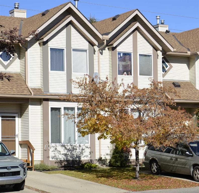 3-bed Townhouse for sale at 12 Shawbrooke Court SW, Calgary