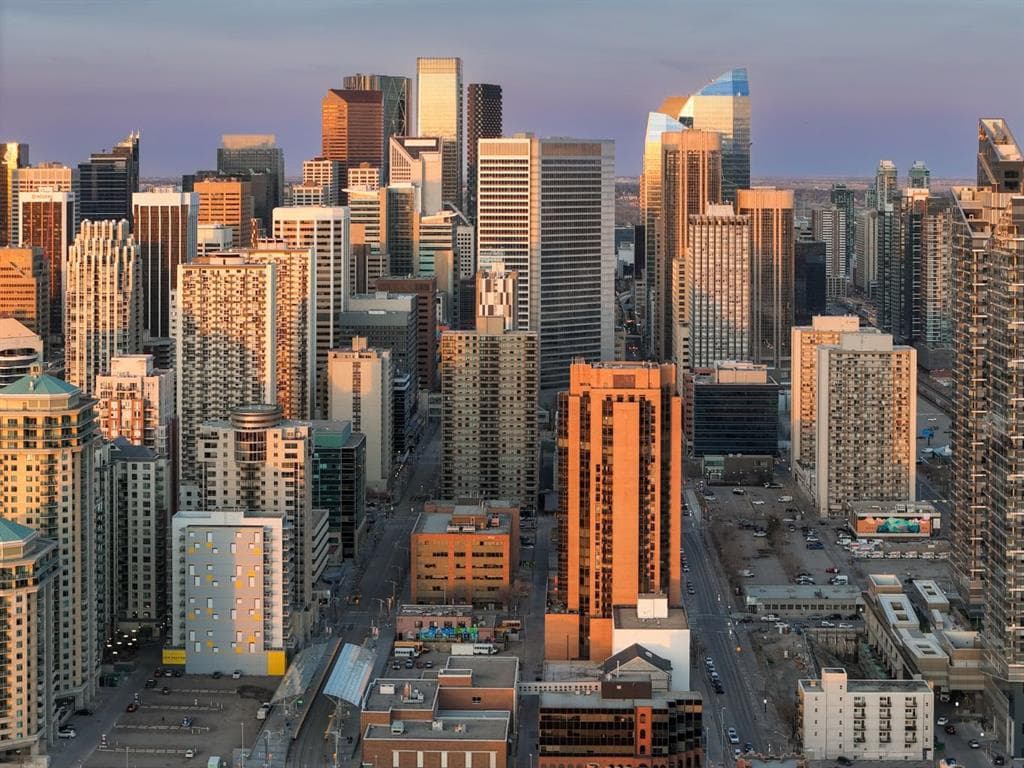 3-bed Apartment for sale at 2800, 1100 8 Avenue SW, Calgary
