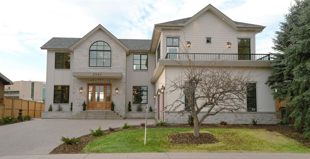 5-bed Detached for sale at 2945 Toronto Crescent NW, Calgary