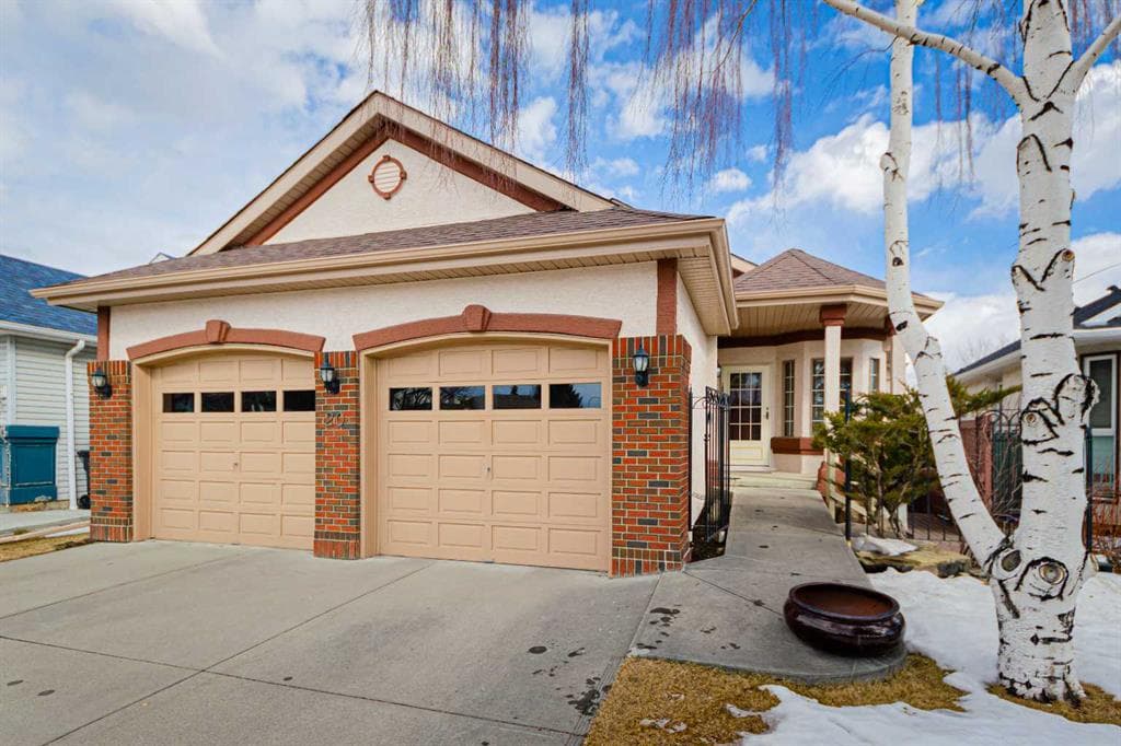 3-bed Detached for sale at 20 Somerset Drive SW, Calgary