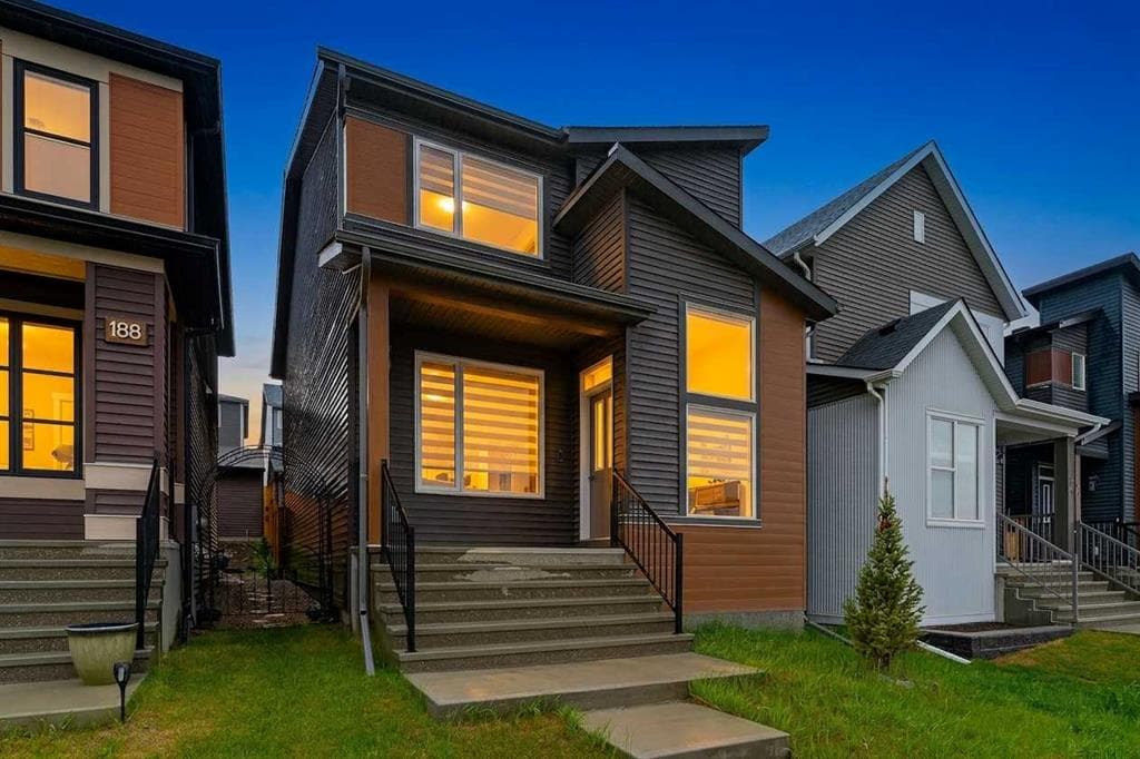3-bed Detached for sale at 184 Rowmont Boulevard NW, Calgary