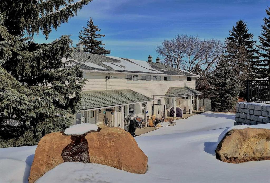 3-bed Townhouse for sale at 525 32 Avenue NE, Calgary