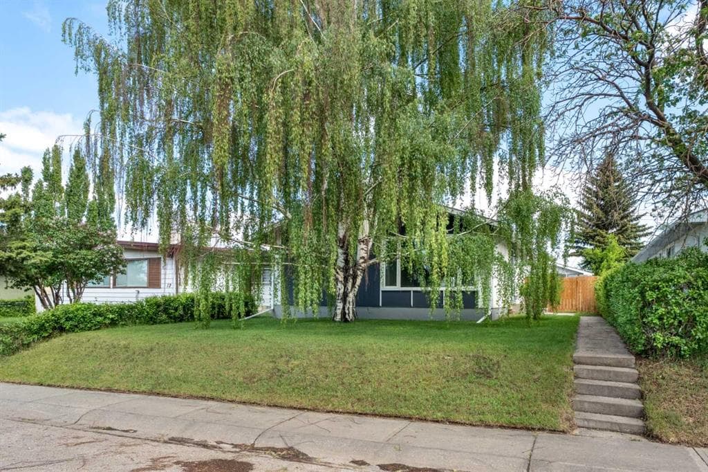 3-bed Detached for sale at 8 Van Horne Crescent NE, Calgary
