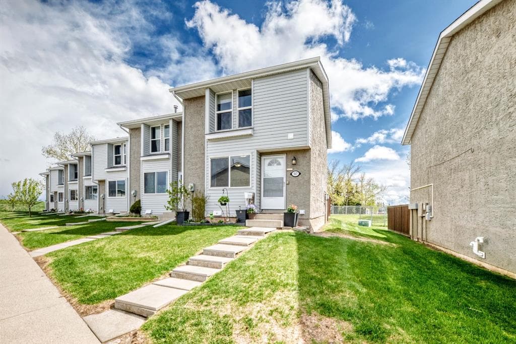 4-bed Townhouse for sale at 507, 700 Allen Street SE, Airdrie