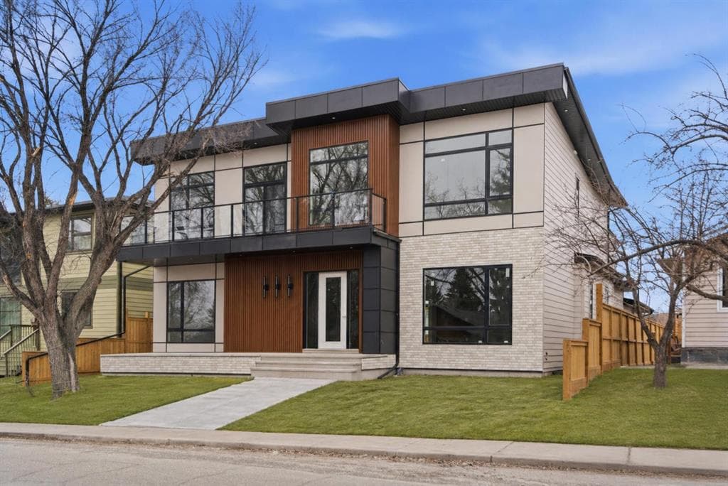 5-bed Detached for sale at 209 Windermere Road SW, Calgary