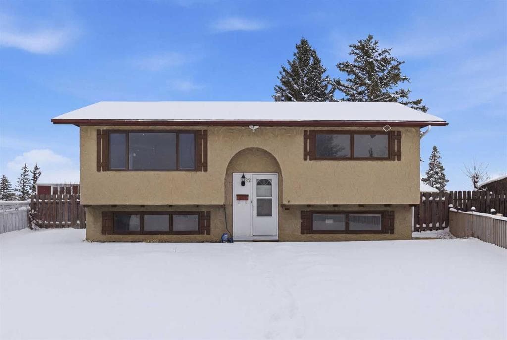 4-bed Detached for sale at 32 Fonda Mews SE, Calgary
