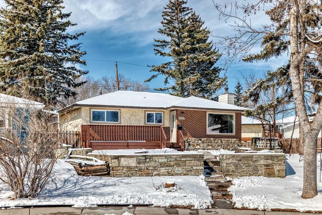 3-bed Detached for sale at 2007 Cottonwood Crescent SE, Calgary