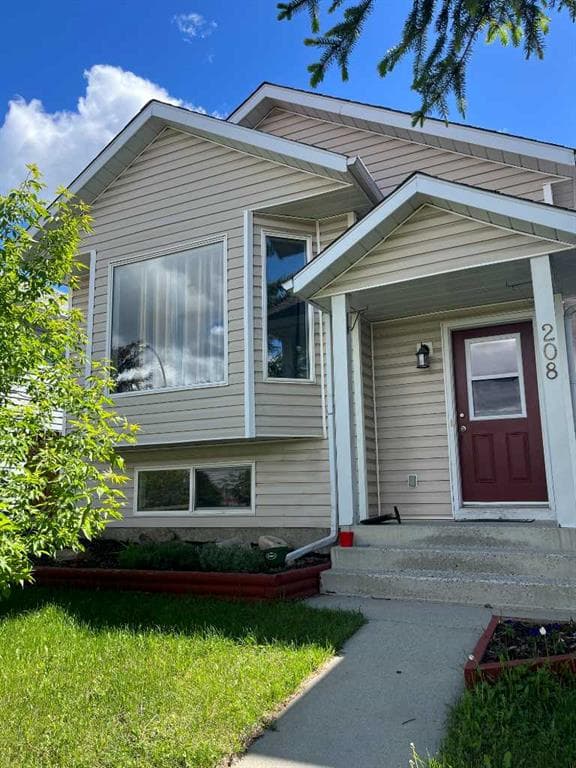 4-bed Detached for sale at 208 Erin Meadow Green SE, Calgary