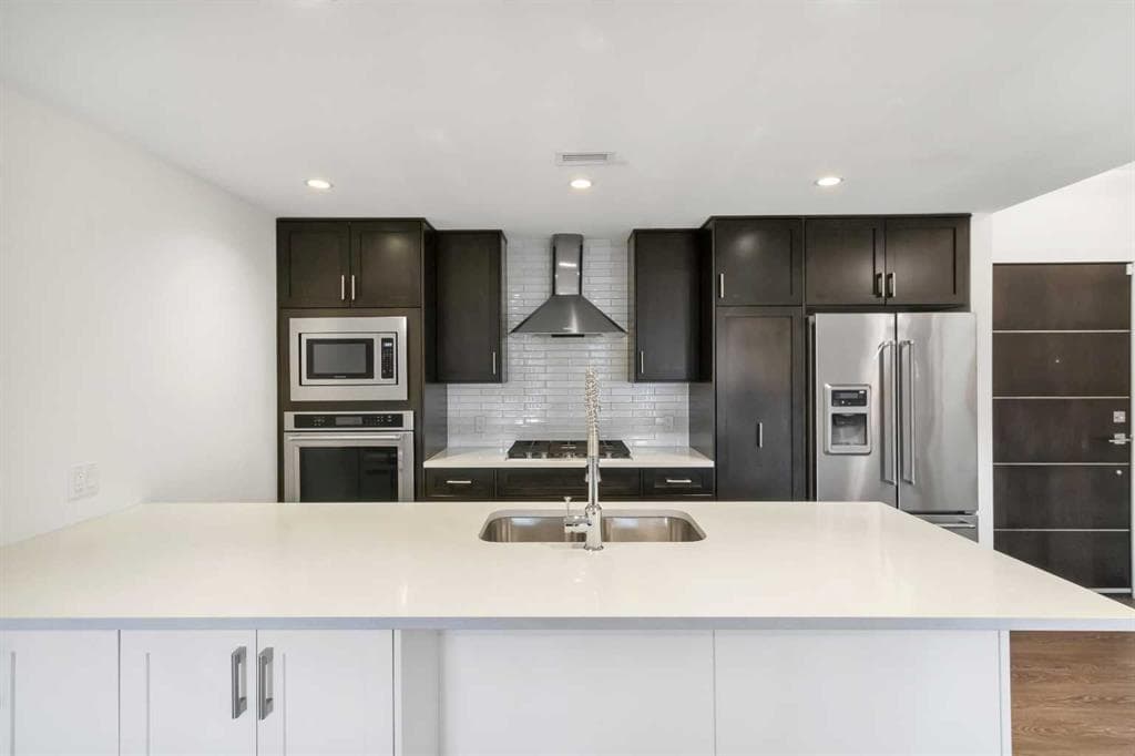2-bed Apartment for sale at 106, 3320 3 Avenue NW, Calgary
