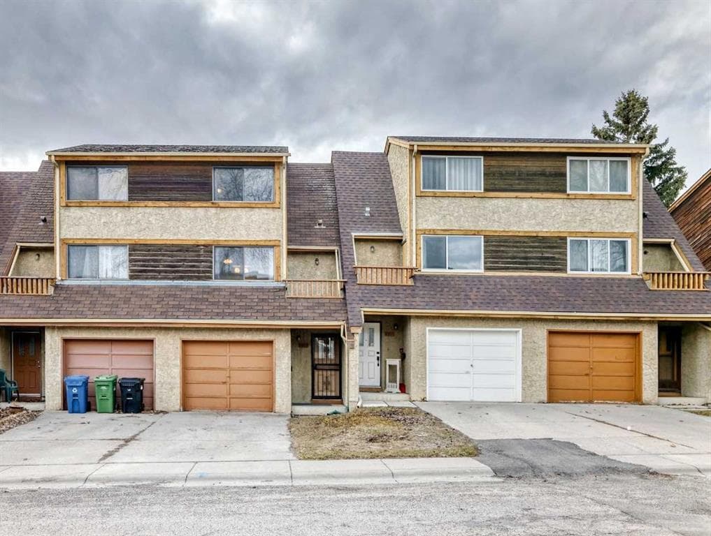 3-bed Townhouse for sale at 6909 Ranchero Road NW, Calgary