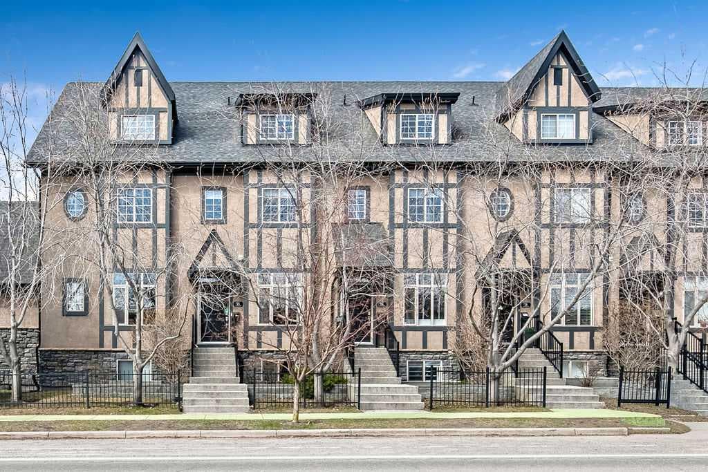 2-bed Townhouse for sale at 14, 6 Scarpe Drive SW, Calgary