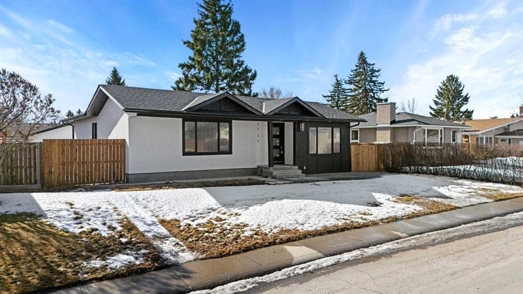 5-bed Detached for sale at 1731 111 Avenue SW, Calgary