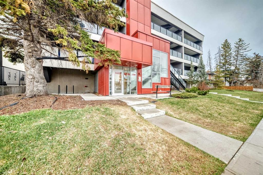 2-bed Apartment for sale at 303, 1629 38 Street SW, Calgary