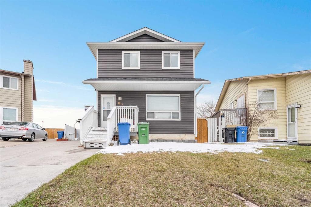 4-bed Detached for sale at 87 Castleglen Road NE, Calgary