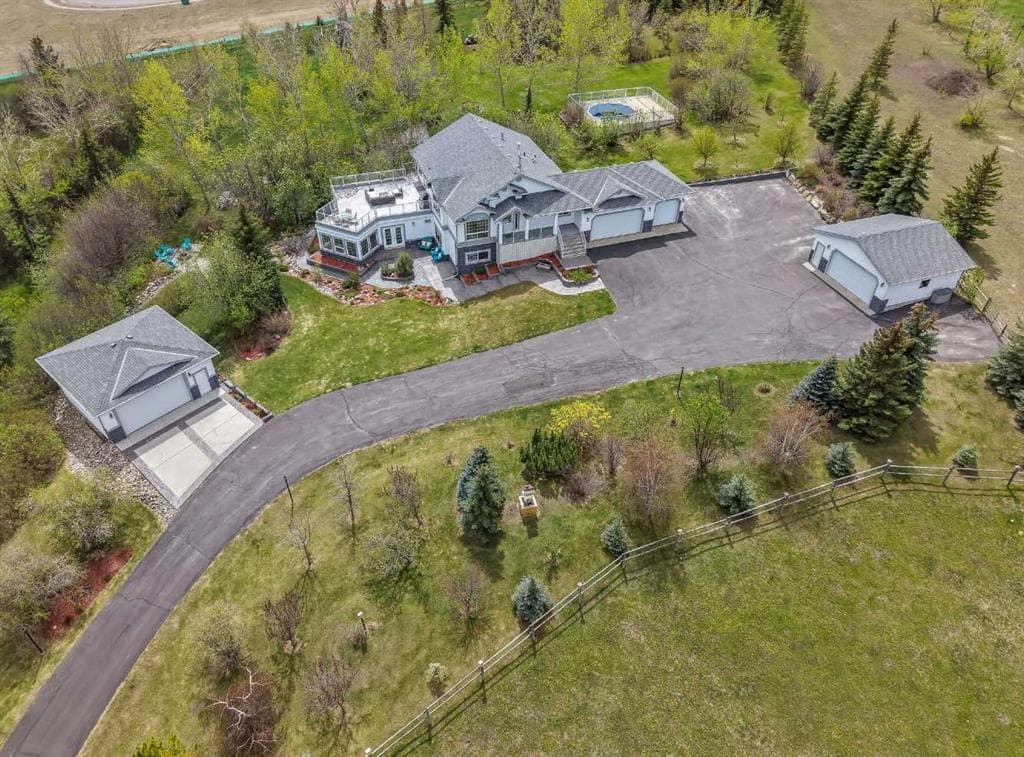 4-bed Detached for sale at 104 Buffalo Rub Place NW, Airdrie