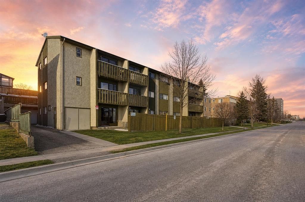 2-bed Apartment for sale at 10, 3911 1 Street NE, Calgary