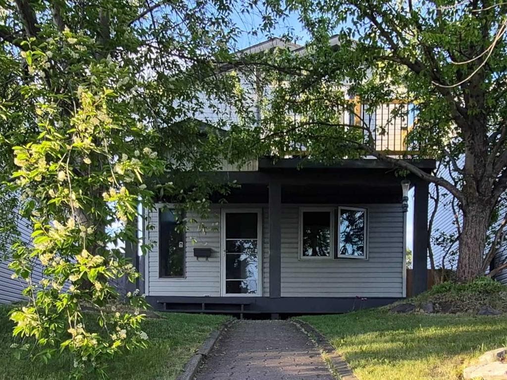 3-bed Detached for sale at 84 Abingdon Crescent NE, Calgary