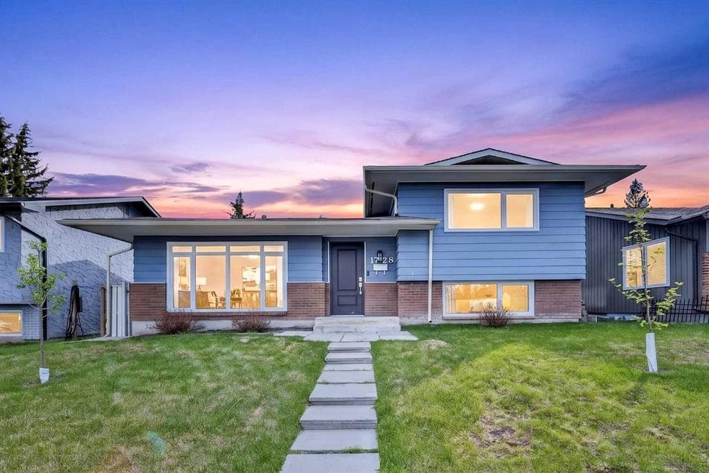3-bed Detached for sale at 1728 Lake Bonavista Drive SE, Calgary