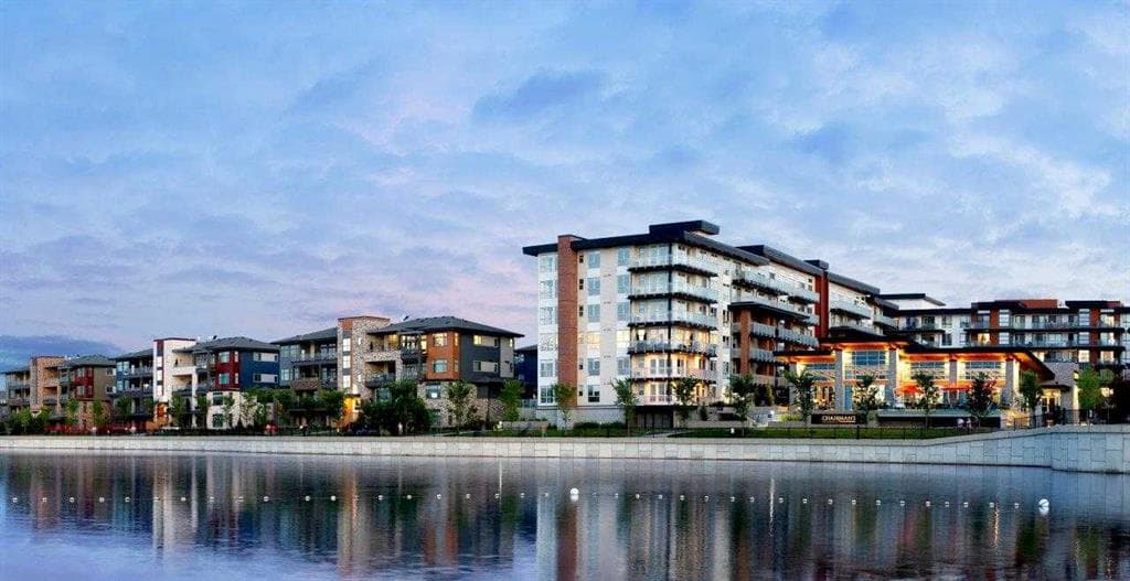 3-bed Apartment for sale at 101, 23 Mahogany Circle SE, Calgary