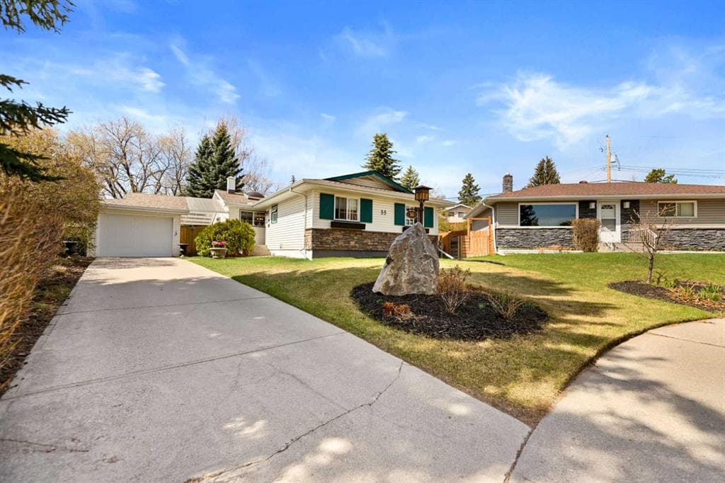 4-bed Detached for sale at 55 Kelvin Place SW, Calgary