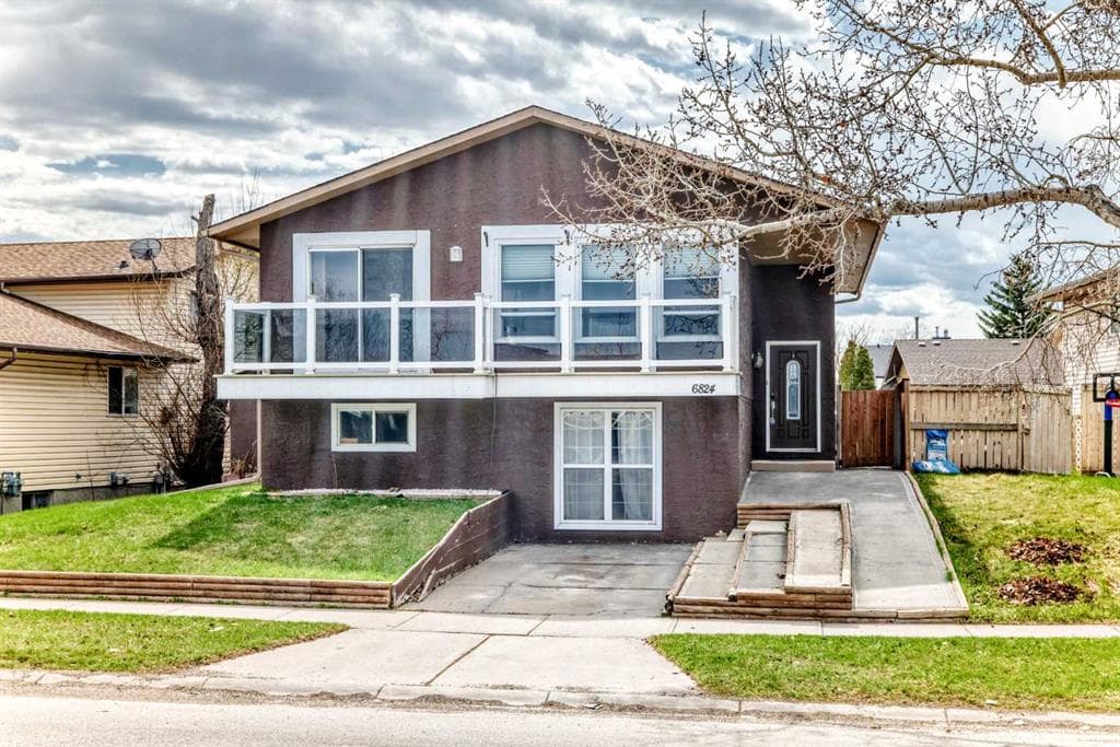 4-bed Detached for sale at 6824 Temple Drive NE, Calgary