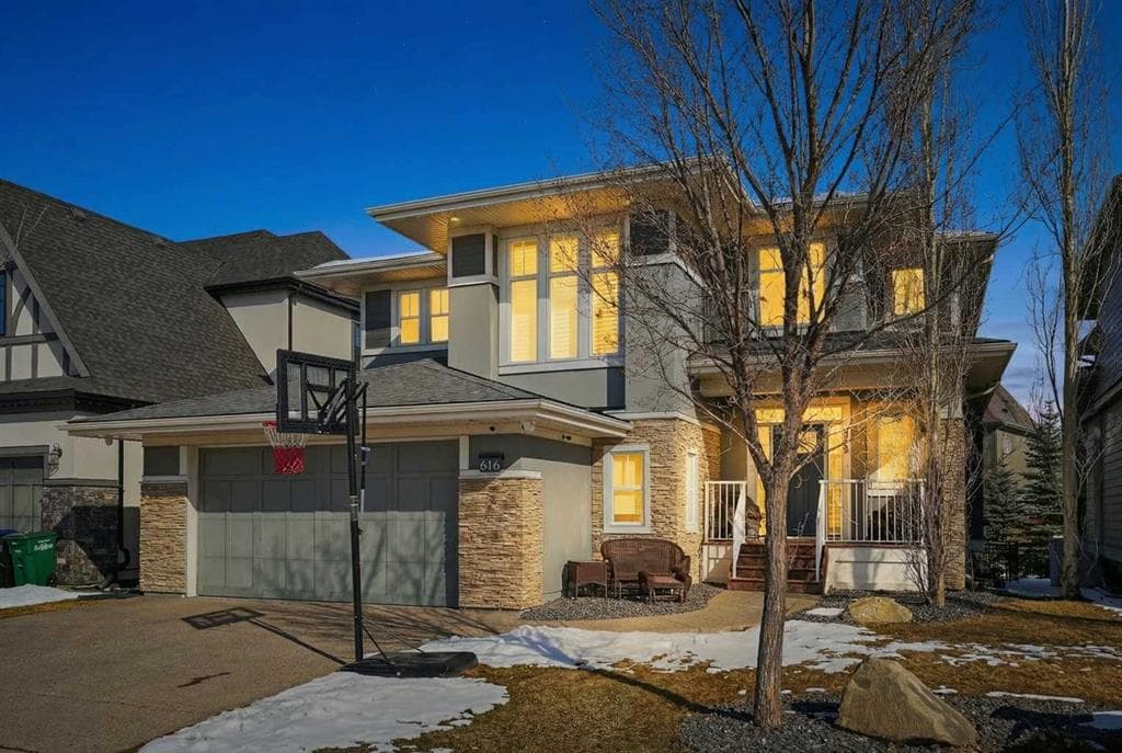 4-bed Detached for sale at 616 Coopers Crescent SW, Airdrie