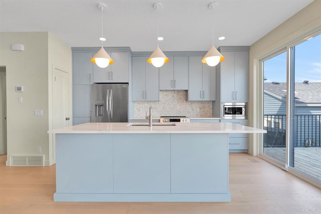 3-bed Detached for sale at 96 Fireside Common, Cochrane