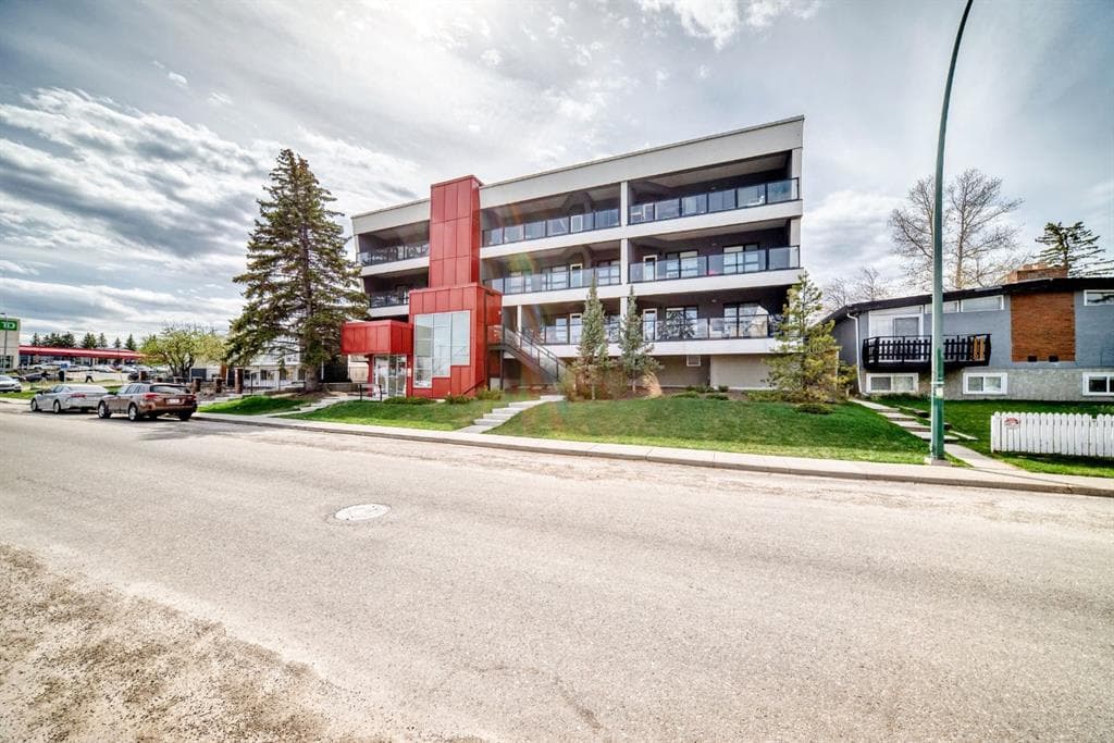 2-bed Apartment for sale at 201, 1629 38 Street SW, Calgary