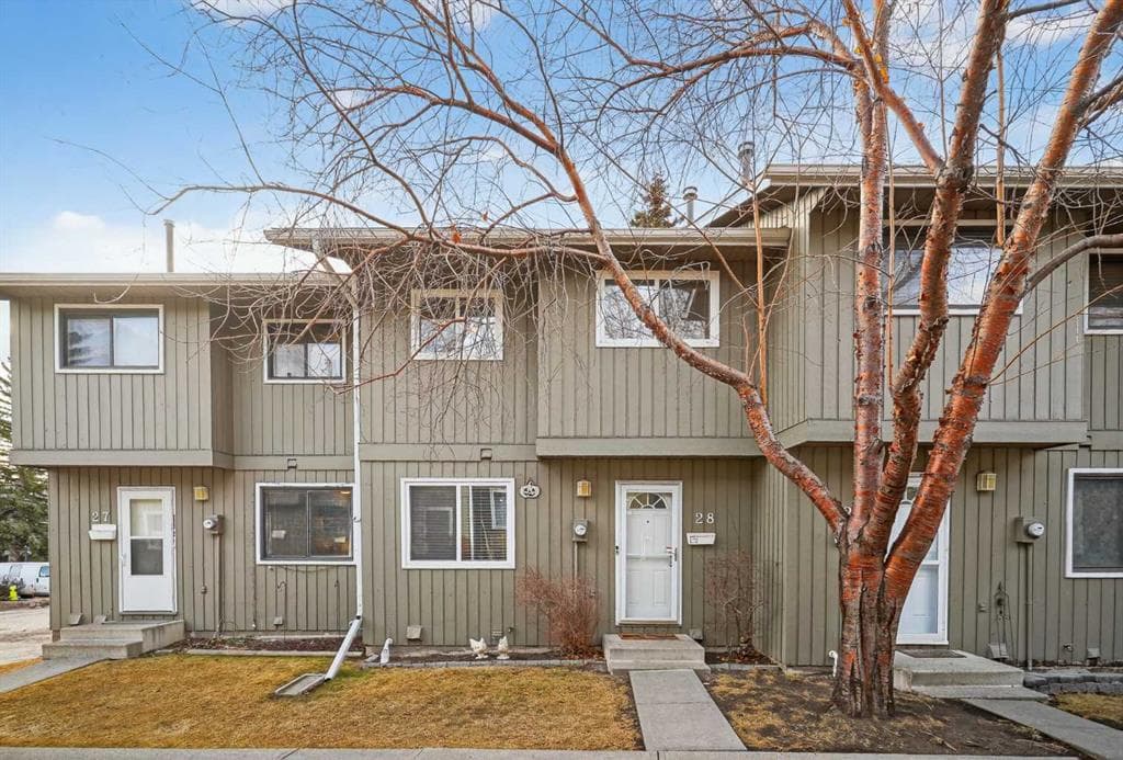 3-bed Townhouse for sale at 28, 6503 Ranchview Drive NW, Calgary