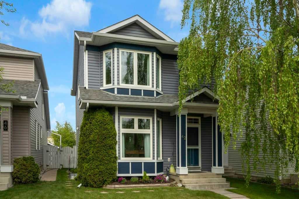 4-bed Detached for sale at 42 River Rock Green SE, Calgary