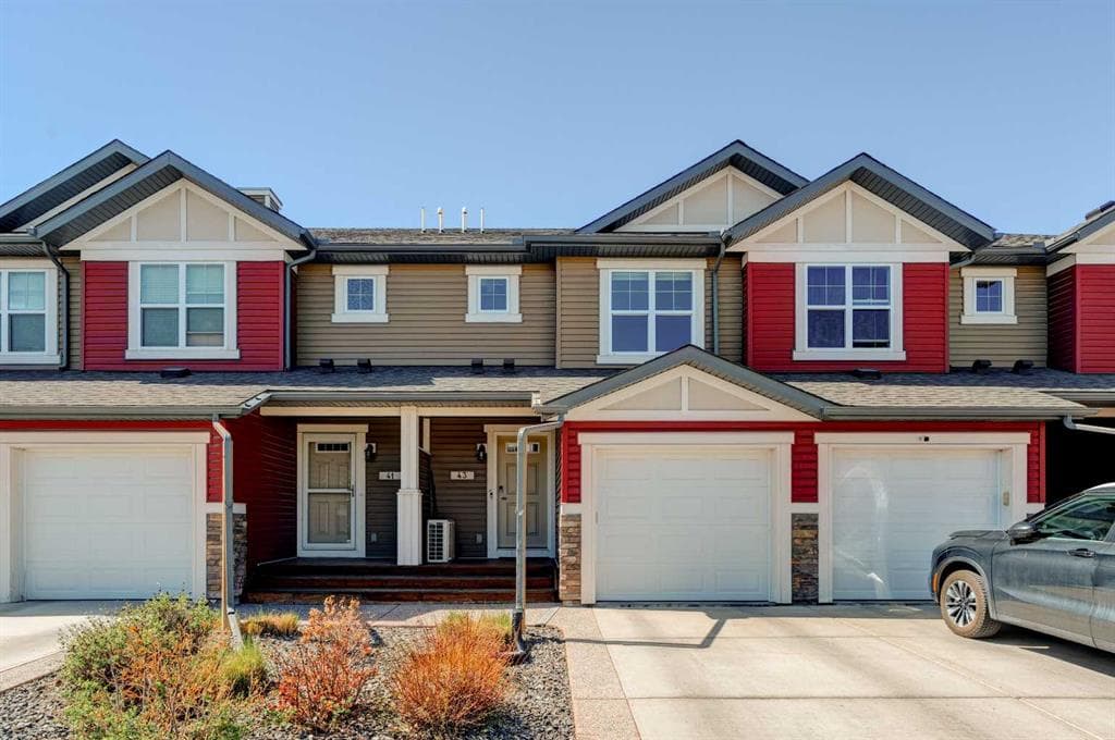3-bed Townhouse for sale at 43 Chaparral Valley Gardens SE, Calgary