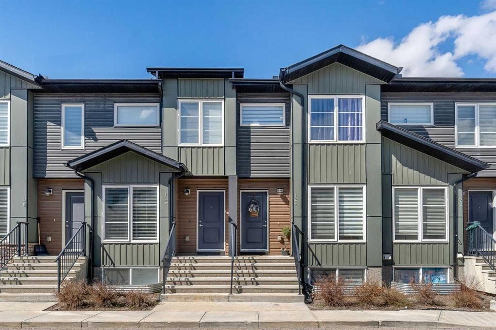 3-bed Townhouse for sale at 124, 31 Red Embers Parade NE, Calgary