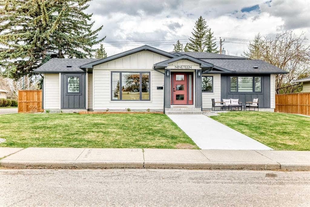 6-bed Detached for sale at 19 Mackay Drive SW, Calgary