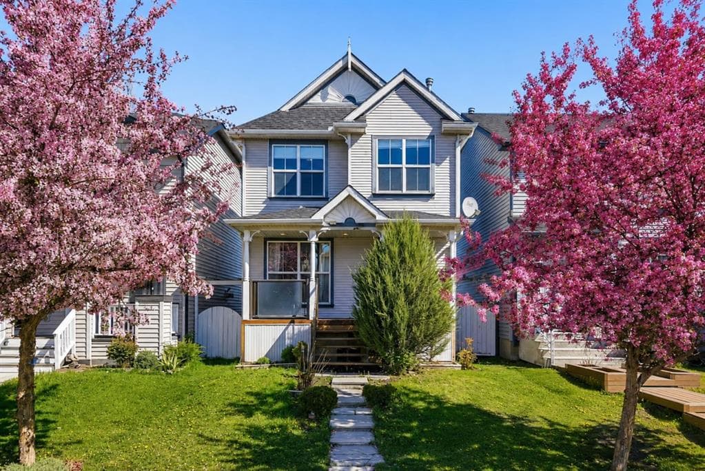 3-bed Detached for sale at 80 Prestwick Bay SE, Calgary
