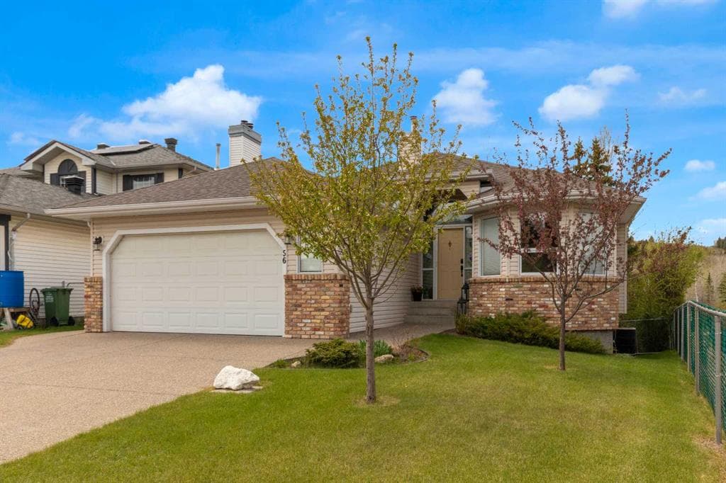 4-bed Detached for sale at 56 Riverview Circle, Cochrane