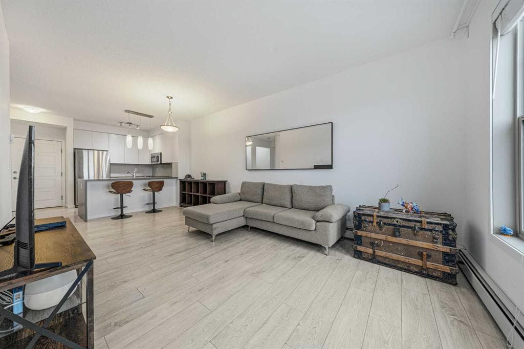 2-bed Apartment for sale at 404, 207 Sunset Drive, Cochrane