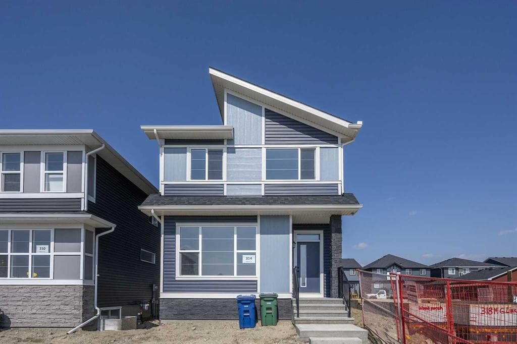 5-bed Detached for sale at 314 Midgrove Link SW, Airdrie