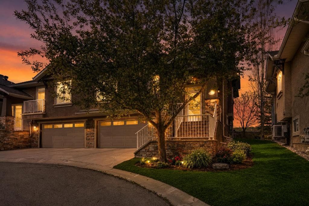 3-bed Semi-detached for sale at 6 Discovery Woods Villas SW, Calgary