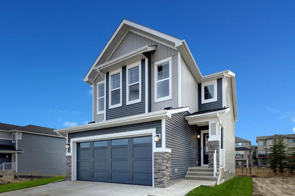5-bed Detached for sale at 243 Silver Spruce Grove SW, Calgary