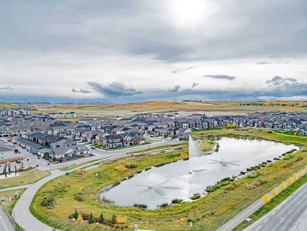 3-bed Detached for sale at 16 Yorkville Landing SW, Calgary