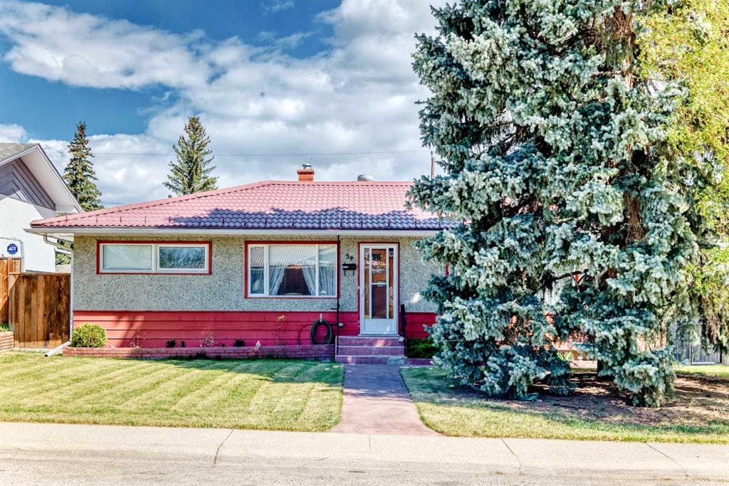 3-bed Detached for sale at 54 Fullerton Road SE, Calgary