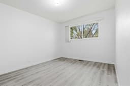 Thumbnail 25
