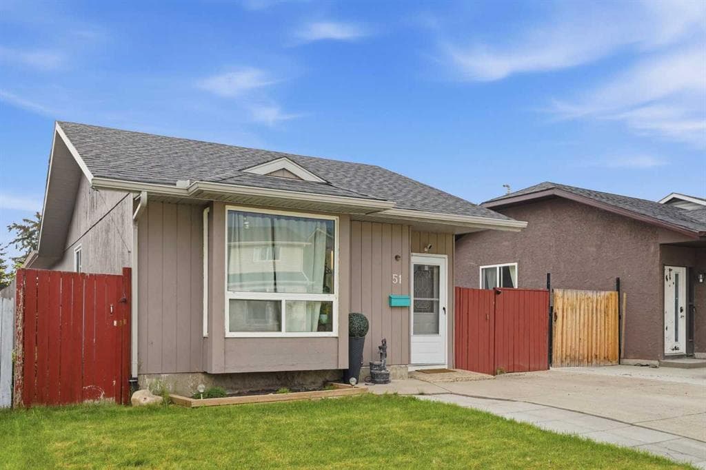 5-bed Detached for sale at 51 Aberdare Way NE, Calgary