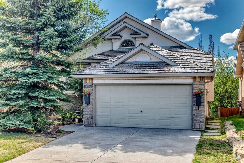 4-bed Detached for sale at 243 Mt Assiniboine Circle SE, Calgary