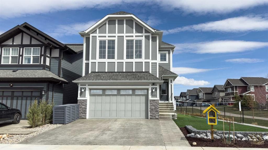 5-bed Detached for sale at 168 Magnolia Manor SE, Calgary