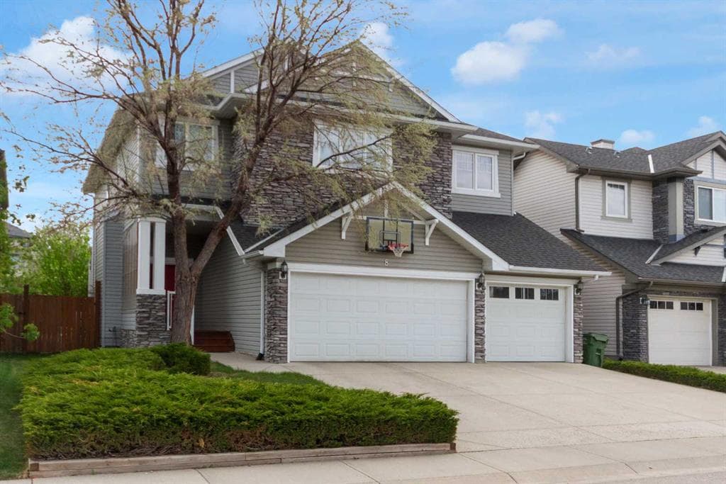 4-bed Detached for sale at 8 Elmont Court SW, Calgary