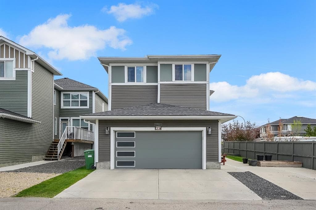 7-bed Detached for sale at 25 Redstone Path NE, Calgary