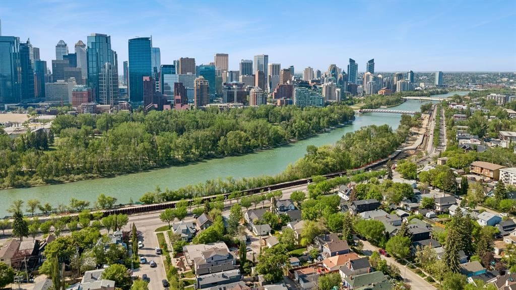 4-bed Detached for sale at 512 Memorial Drive NW, Calgary
