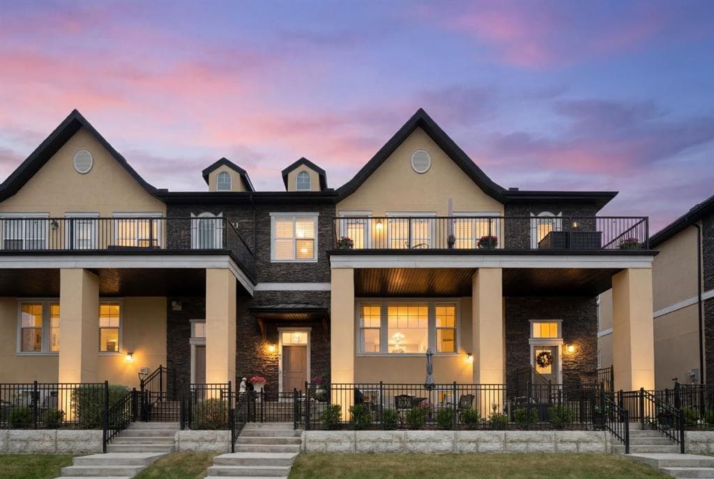 3-bed Townhouse for sale at 64 Cranbrook Drive SE, Calgary